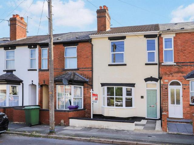 House for sale in Goldthorn Hill, West Midlands