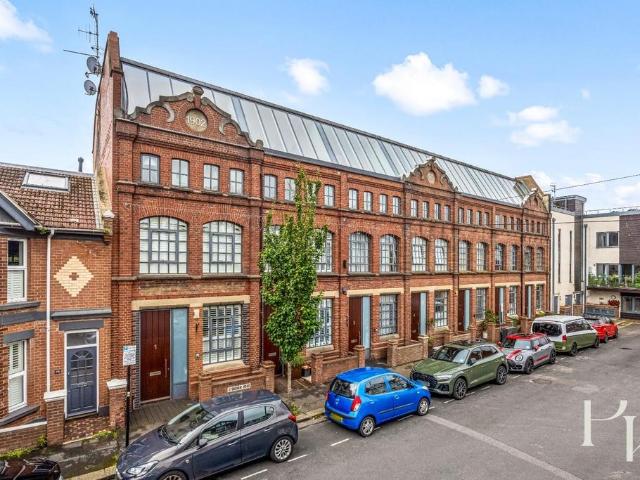 House for sale in Aldrington