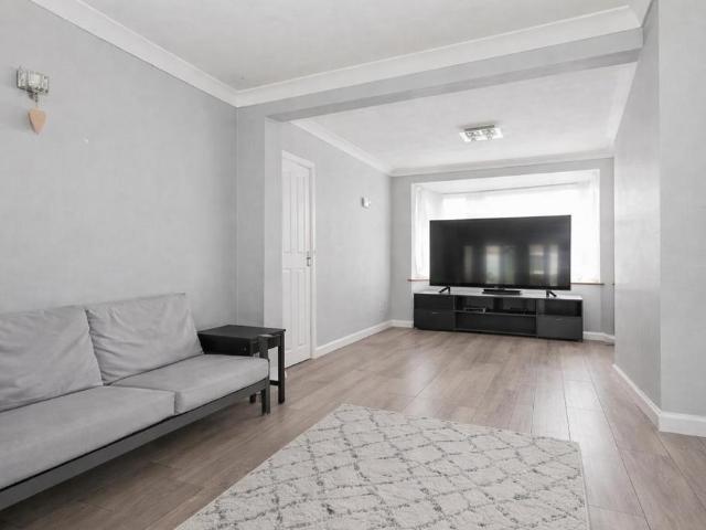 House for sale in The Wrythe, Greater London
