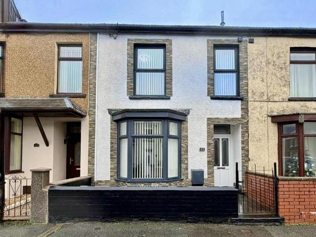 House for sale in Glynneath, Glyn-neath