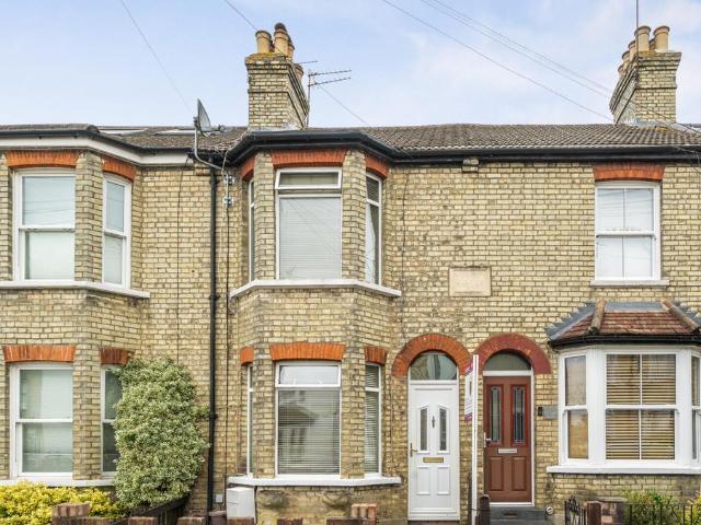 House for sale in High Barnet, Greater London