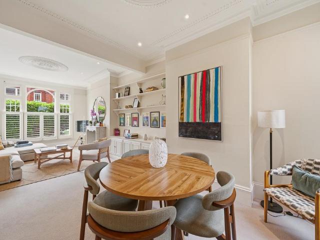 House for sale in Fulham, Sands End