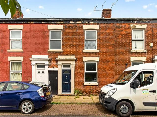 House for sale in Plungington, Higher Bartle