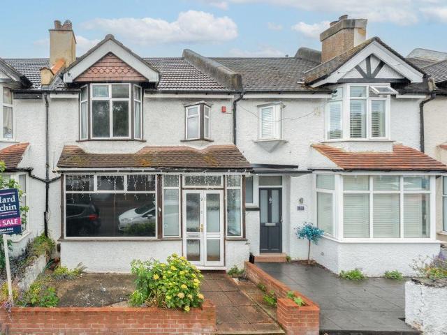 House for sale in London Borough of Croydon, Purley