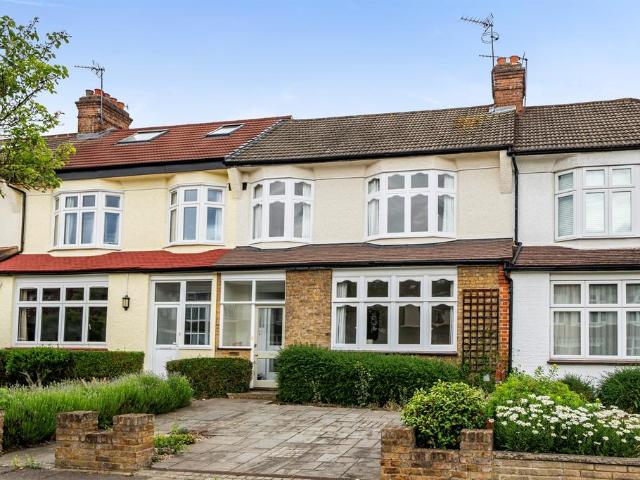 House for sale in Edmonton, Greater London