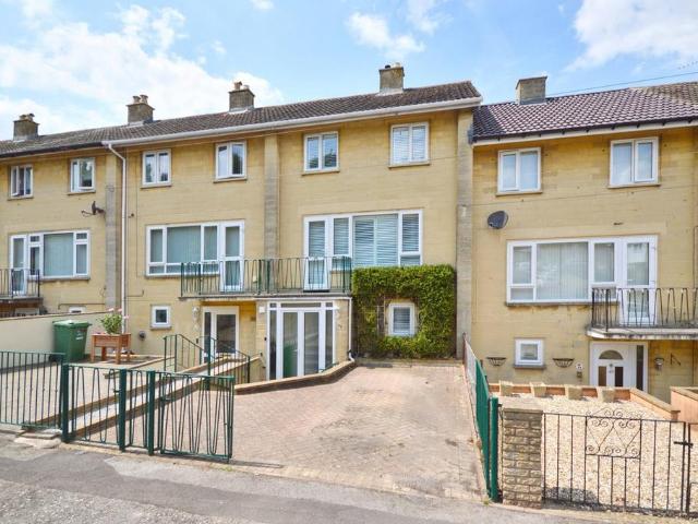 House for sale in Whiteway, Bath
