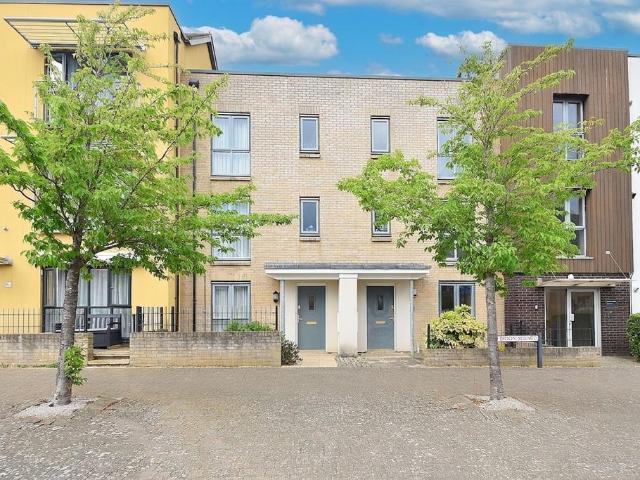 House for sale in Loves Farm, Huntingdon