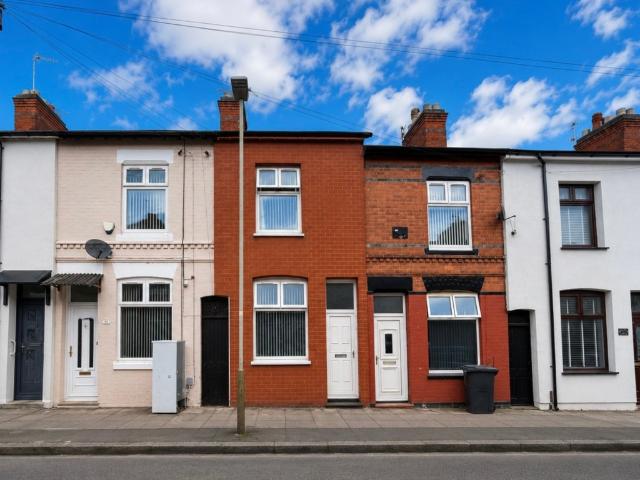 House for sale in Spinney Hills, Old Wharf