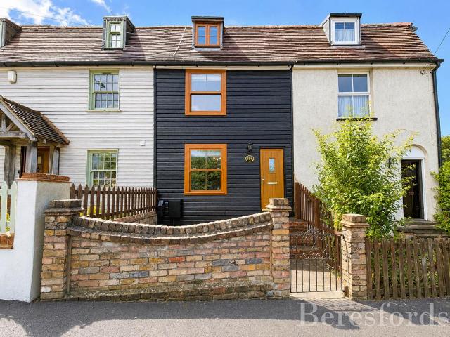 House for sale in Gidea Park, Greater London