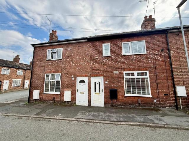 House for sale in Moss Rose, Macclesfield