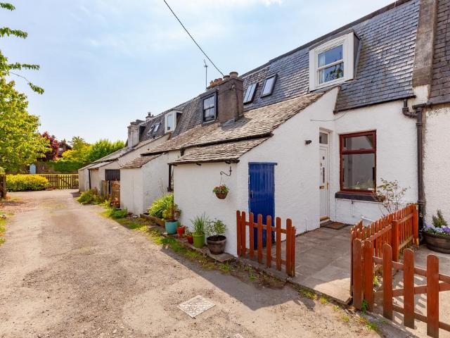 House for sale in Scotstoun, Scotland