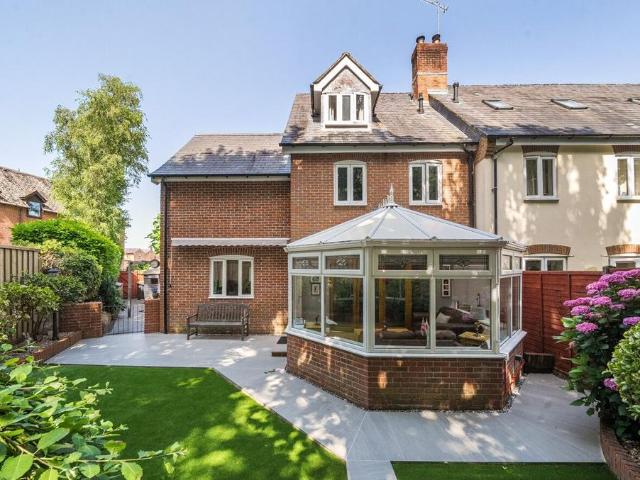House for sale in Barton Stacey, Hampshire