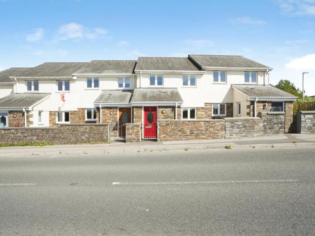 House for sale in Scredda, Cornwall