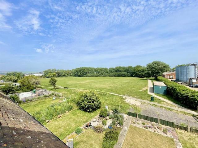 House for sale in Newhaven Industrial Park, Lewes