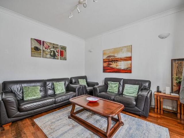 House for sale in Leytonstone, Greater London