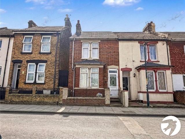 House for sale in Luton, Chatham