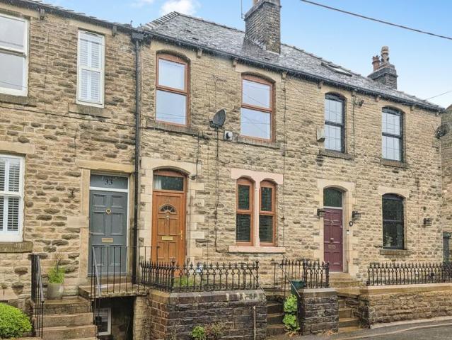 House for sale in Saddleworth, Pendock