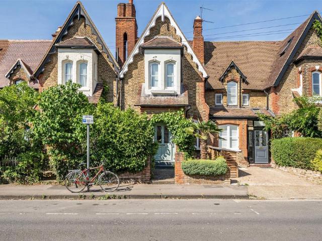House for sale in Surbiton, Greater London