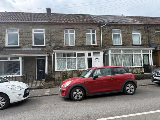 House for sale in Llwynypia, Wales
