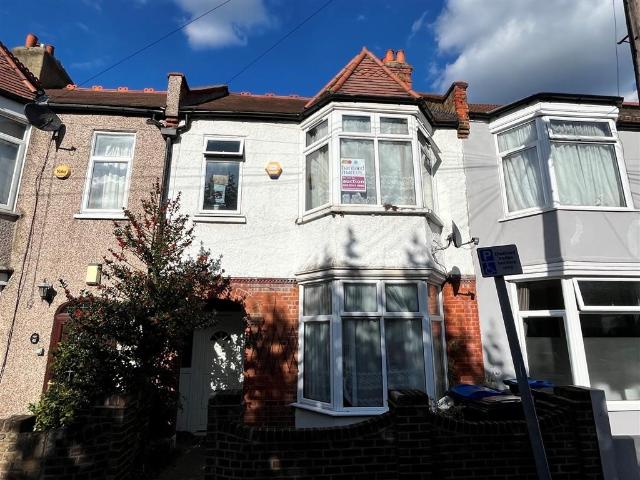 House for sale in Lonesome, Greater London