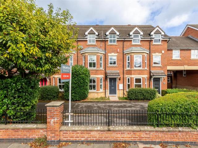 House for sale in Coxlodge, Newcastle Upon Tyne