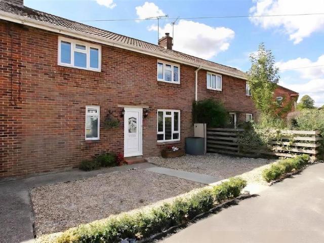 House for sale in Barton Stacey, Hampshire