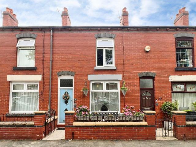 House for sale in Heaton, Lee Bank