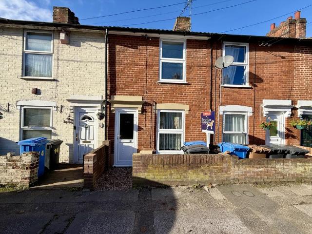 House for sale in Key Street, Suffolk