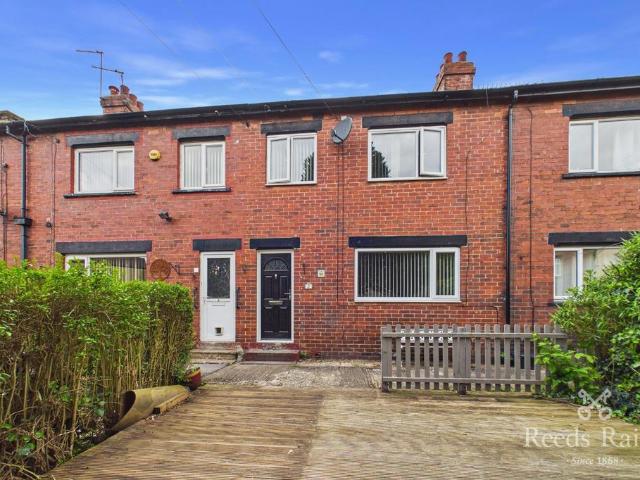 House for sale in Gildersome, West Yorkshire