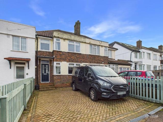House for sale in London Borough of Croydon, Selsdon