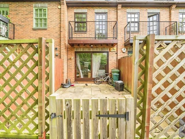 House for sale in Buckingham, Buckinghamshire