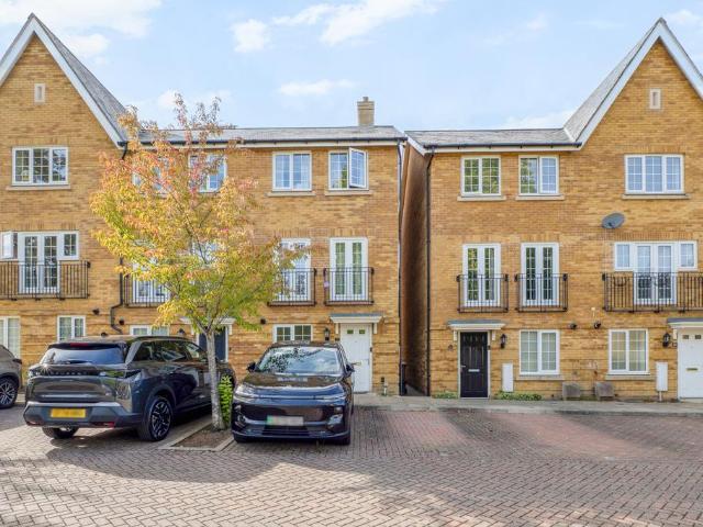 House for sale in London Borough of Sutton, Greater London