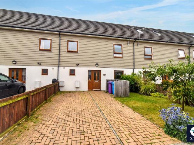 House for sale in Calderstones