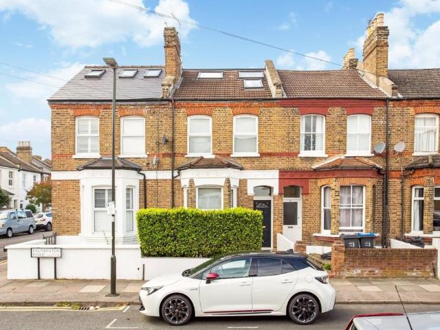 House for sale in London Borough of Merton, Merton Park