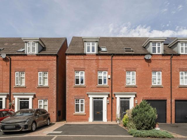 House for sale in Hall Green, West Midlands