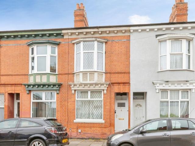 House for sale in Stoneygate, Leicester