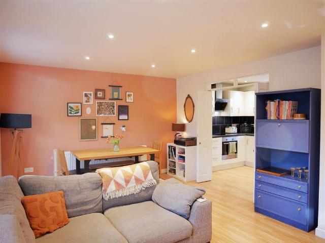 House for sale in Calne
