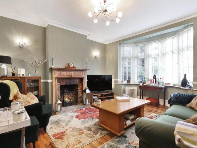 House for sale in London Borough of Lewisham, Greater London