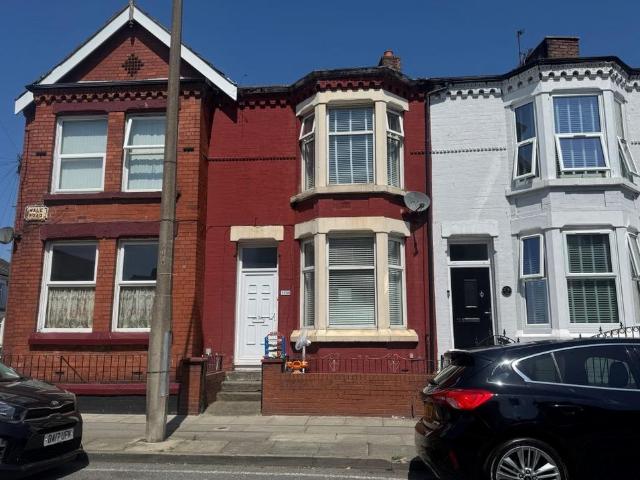 House for sale in Calderstones