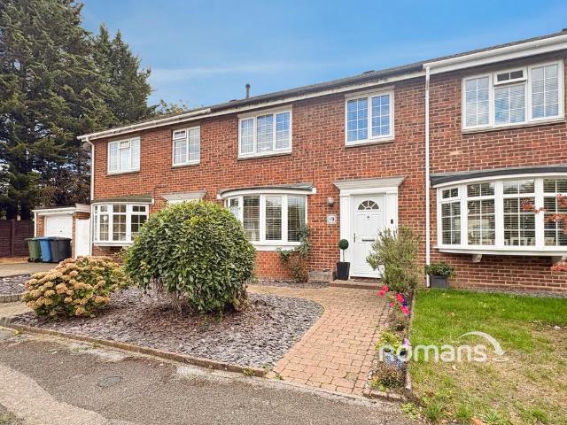 House for sale in Yateley, Hart