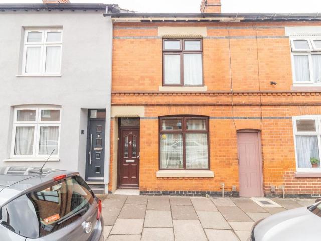 House for sale in Stoneygate, Leicester