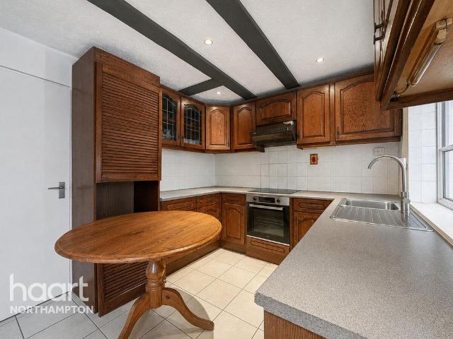 House for sale in Lodge Farm, Northampton