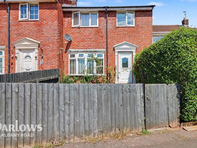House for sale in Glyn Eiddew, Falcon Lodge