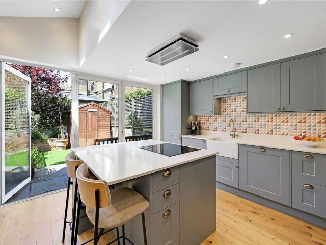 House for sale in Kensal Town, Greater London