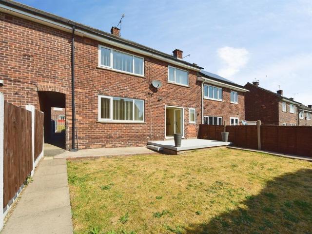 House for sale in Kimberworth, South Yorkshire