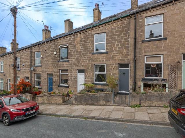 House for sale in Priestthorpe, Crossflatts