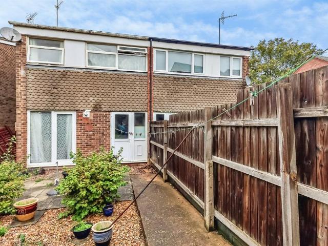 House for sale in Raunds