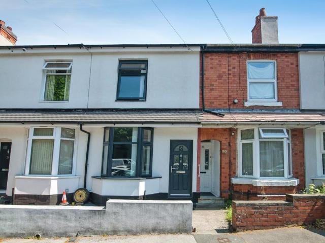 House for sale in Darlaston, West Midlands