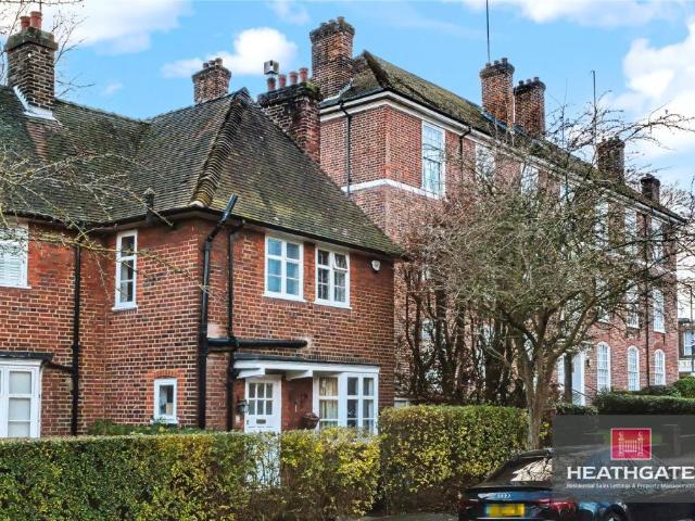 House for sale in Temple Fortune, Greater London