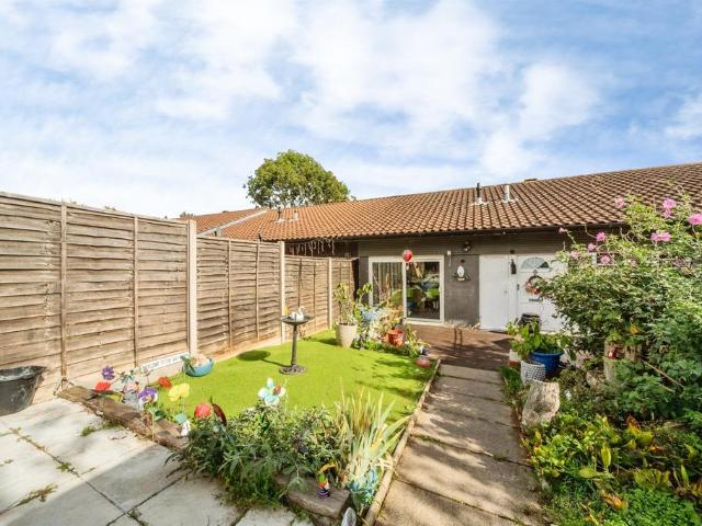 House for sale in Coffee Hall, Milton Keynes